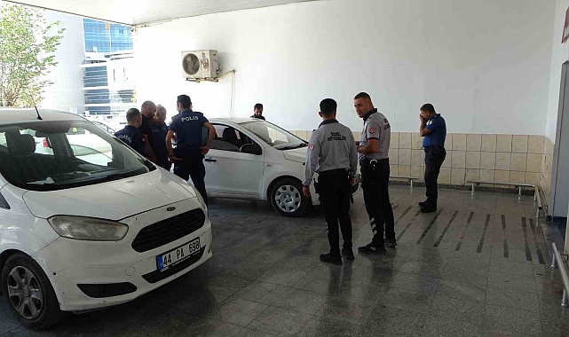 Boşanma aşamasındaki eşini tabanca ile göğsünden vurup polise teslim oldu