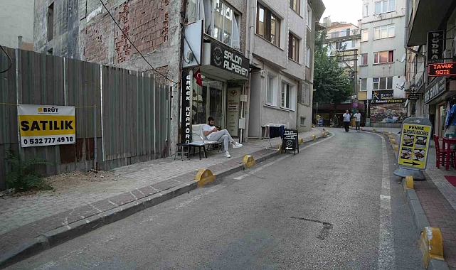 Bu sokağa girenler kendini yerde buluyor