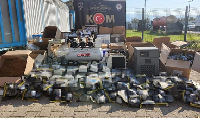 Düzce'de tütün ürünleri satışı yapan işyerlerine yapılan çalışmada 239 bin adet makaron ele geçirildi