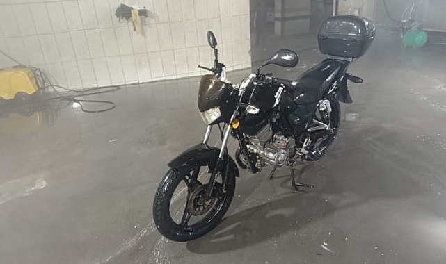 Elazığ'da bir şahıs denemek için bindiği motosikleti çaldı