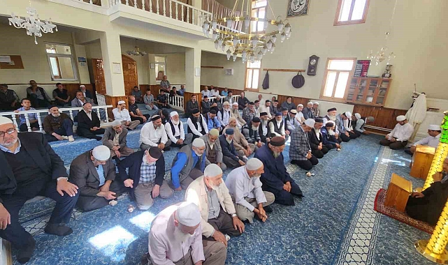 Erzurum'da 500 yıl önce başlatmış olduğu 1001 Hatim geleneği sürdürülüyor