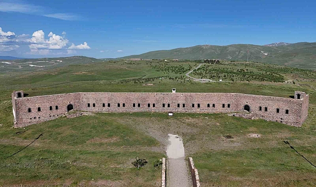 Erzurum'da Mecidiye Tabyası, ziyaretçilerini kendine hayran bırakıyor
