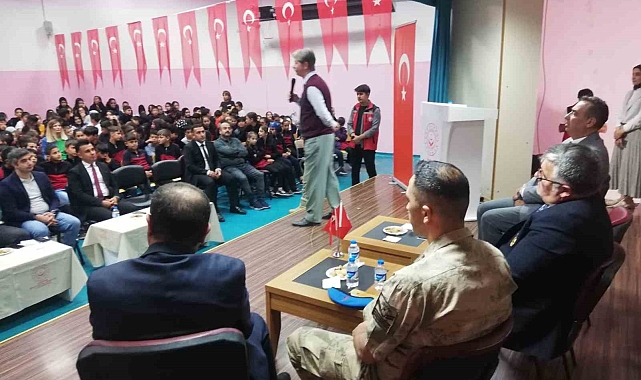 Erzurum'da "Vatan ve kahramanlık buluşmaları" programı gerçekleştirildi