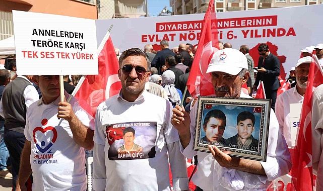 Evlat nöbeti 6'ıncı yılına girdi, 55 aile çocuğuna kavuştu