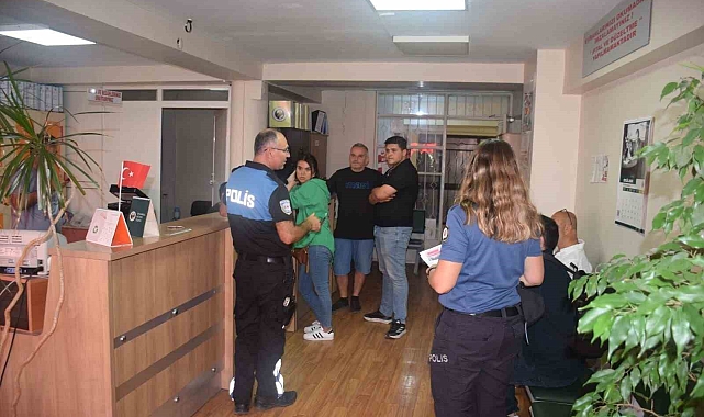 Gemlik Polisi Dolandırıcılık Olaylarına İlişkin Bilgilendirme Yaptı