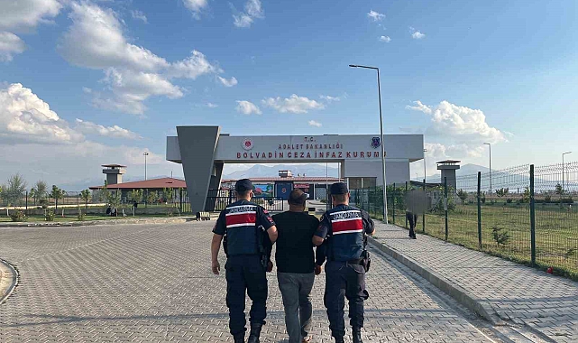 Hırsızlık suçundan aranan şahıs yakalandı