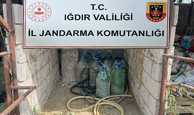 Iğdır'da 2 bin litre kaçak akaryakıt ele geçirildi