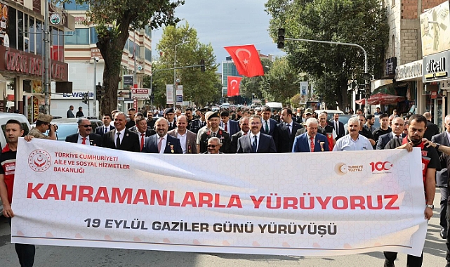 Iğdır’da ‘Kahramanlarla Yürüyoruz’ etkinliği