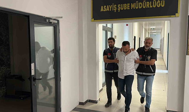 İki kişi arasında çıkan tartışmada kan aktı