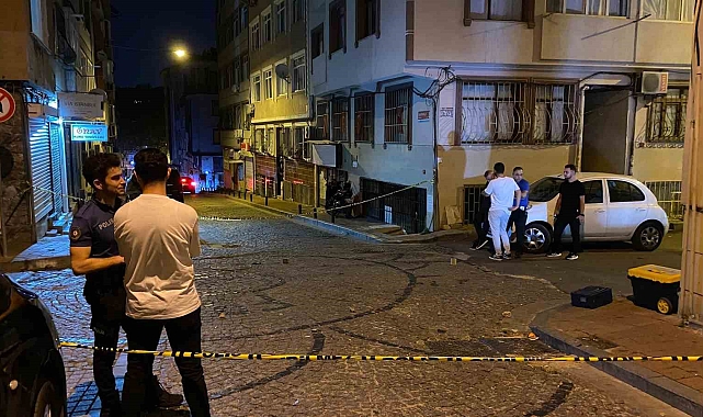 İstanbul Fatih'te şüpheli şahıs polise ateş açtı