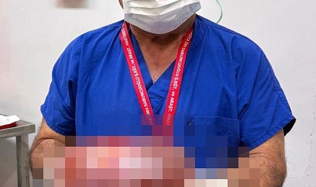 Karnından 30 santim çapında kitle çıktı