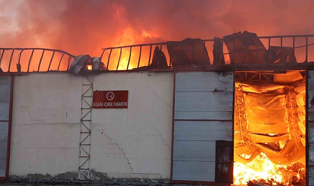 Keçe fabrikasında yangın çıktı