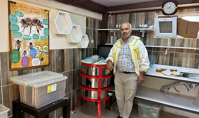 Kilosu 400 TL'den 500 kilo bal üretiyor
