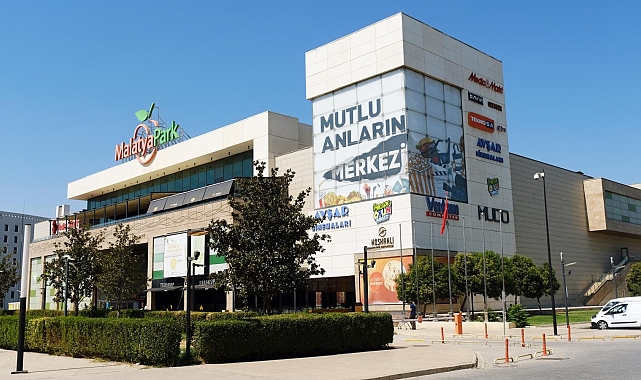 Malatyapark Avm İphone 16 Satışı İçin Kapılarını 2 Saat Erken Açacak