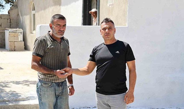 Muhtar ve azaları ihtiyaç sahiplerine 6 ev yaptı