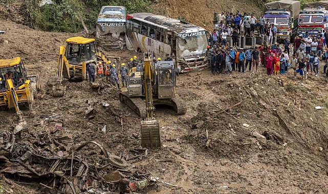 Nepal'de şiddetli yağışların yol açtığı sel ve toprak kaymalarında can kaybı 151'e yükseldi