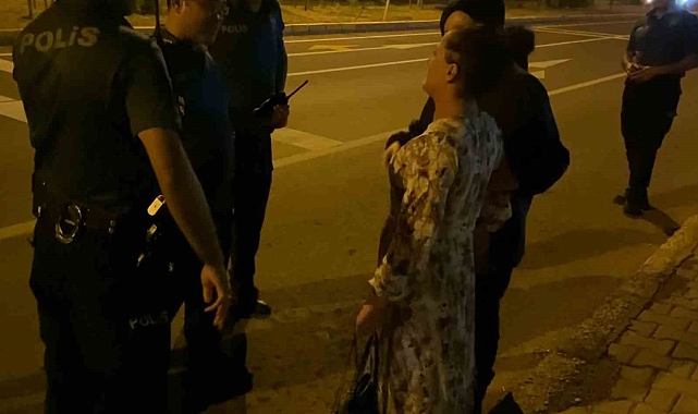 Polisin karayolundaki anne ve kızı ile imtihanı