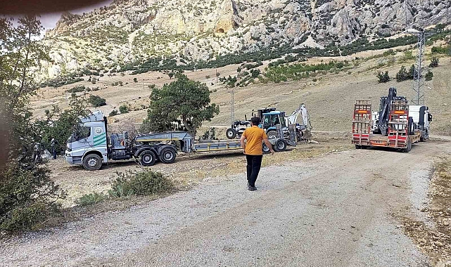 Selden kapanan yollar ulaşıma açıldı