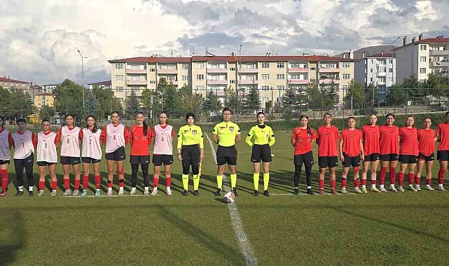 U19 Kadın Millî Takımı, Erzurum'da 16 Eylül'den beridir sürdürdüğü hazırlık kampını tamamladı