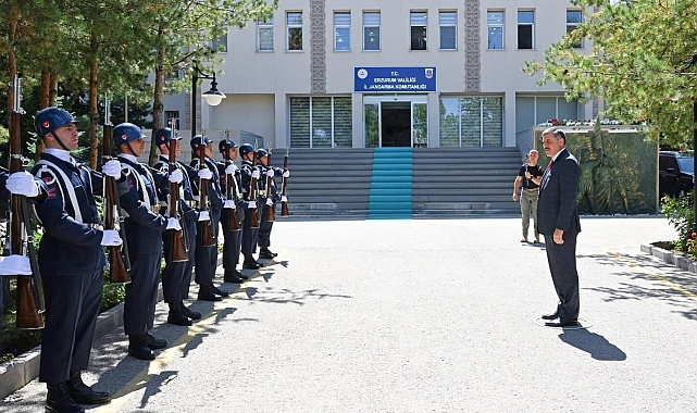 Vali Çiftçi Tuğgeneral Doç. Dr. Engin Avcı'ya hayırlı olsun ziyaretinde bulundu