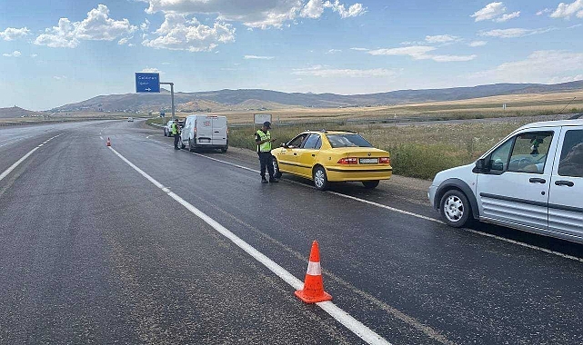 Van'da yürütülen çalışmalar sonucunda 89 araç trafikten men edildi