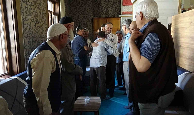 Van'daki camide 'çınarlar' için dinlenme alanı oluşturuldu
