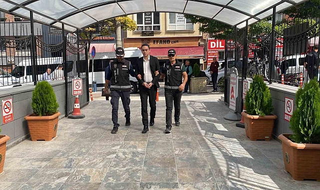 Yaşlı müşterilerinin çok aktif olmayan hesaplarından zimmetine 1 buçuk milyon TL geçiren şüpheli tutuklandı