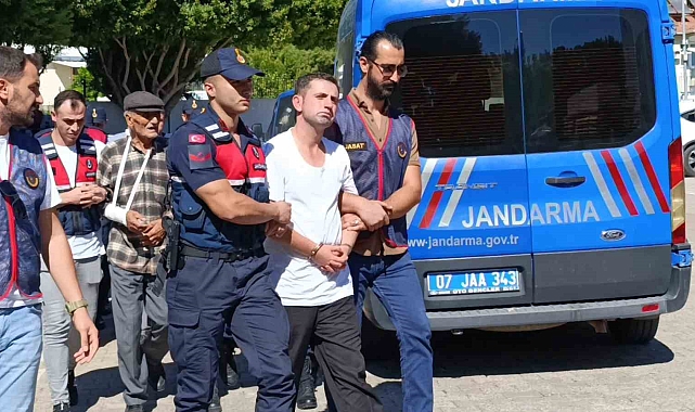 1 kişinin öldüğü arazi anlaşmazlığı cinayetinde dede ve torun tutuklandı