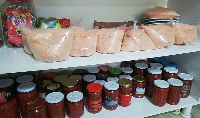 4 çocuk annesi girişimiyle ev ekonomisine katkılar sağlıyor