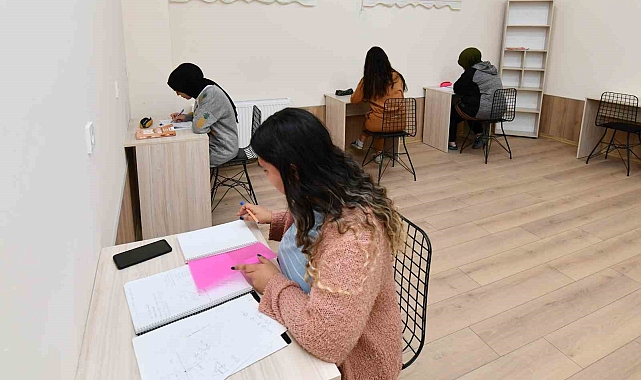 ABB üniversite öğrencilerine 3 konuk eviyle barınma desteği sağlayacak