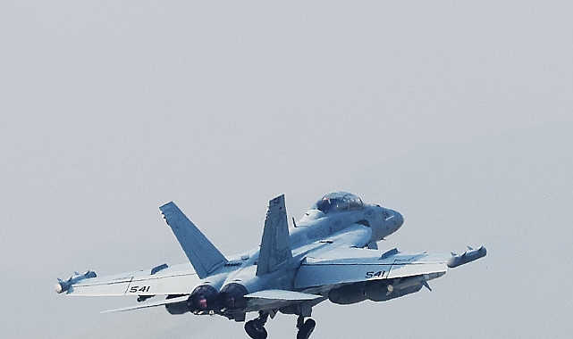 ABD'de savaş uçağı düştü