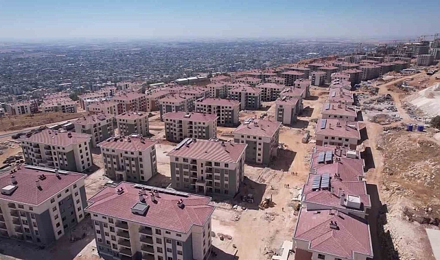 Adıyaman'ın İndere bölgesinde binlerce işçi çalışıyor
