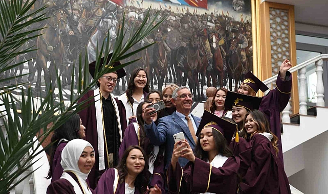 . Alpaslan Ceylan, Kırgızistan-Türkiye Manas Üniversitesi rektörlüğü görevine vekâleten yeniden atandı