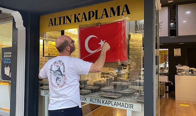 Altın kaplama bilezikleri gerçek sanan maskeli hırsızlar, soygun yaptı
