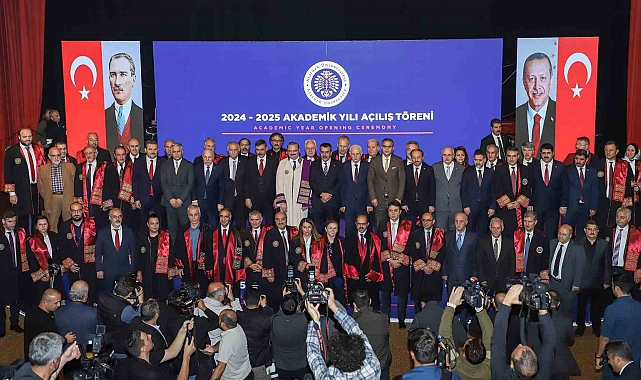 Atatürk Üniversitesi yeni akademik yılı Açılışı, Yusuf Tekin'in katılımıyla gerçekleşti