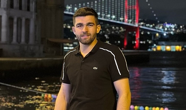 Çit teline takılan sürücü olay yerinde hayatını kaybetti