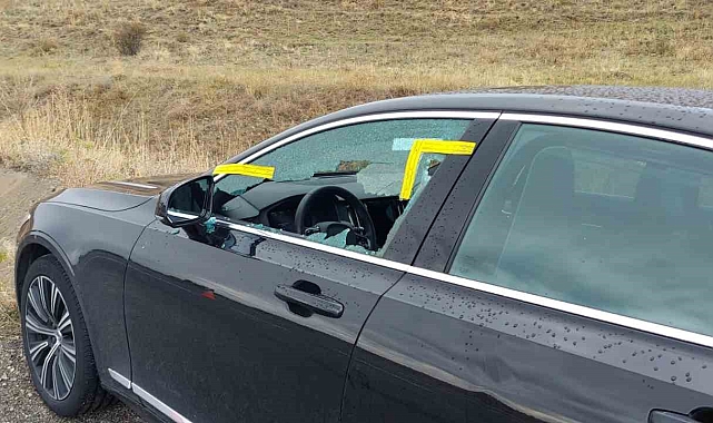 Erzurum'da, park halindeki otomobilde erkek cesedi bulundu