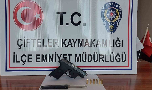 Eskişehir'de silahlı yaralama olayında olayın failini, suç aletleriyle birlikte yakaladı