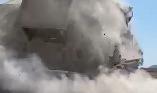Hatay'ın Antakya ilçesinde 8 katlı bina yerle bir oldu