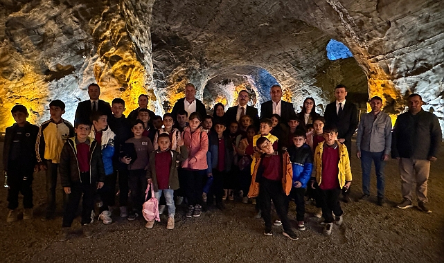 Iğdır’da Aşağı Çarıkçılı çocuklara Tuz Mağaraları gezisi düzenlendi