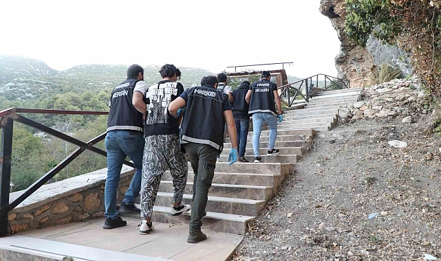 İş yerini uyuşturucu imalathanesine çevirmişler