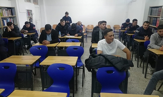 Jandarma personellerine hayvan sevkleri ve yol kontrolleriyle ilgili eğitim verildi