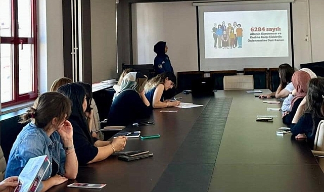 Kadınların cep telefonlarına KADES yüklendi