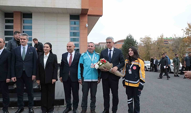 Kemal Memişoğlu Ağrı'da