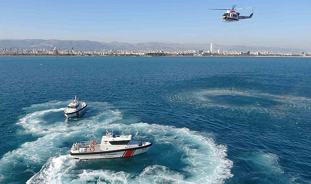 Mavi vatanda 'Su Gözü' gösterisi nefes kesti