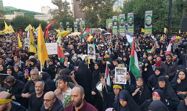 Nasrallah'ın ölümü sonrası İran'da protestolar sürüyor