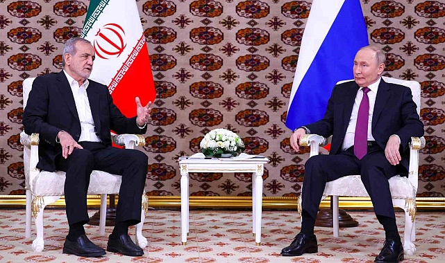 Pezeşkiyan ve Putin'den ilk kez yüz yüze görüştü