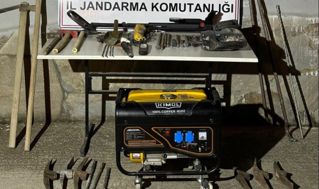 Samsun'da 4 kişi kaçak kazı yaparken yakalandı
