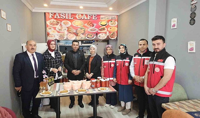 Sosyal desteklerle kendine ait işletme kurdu