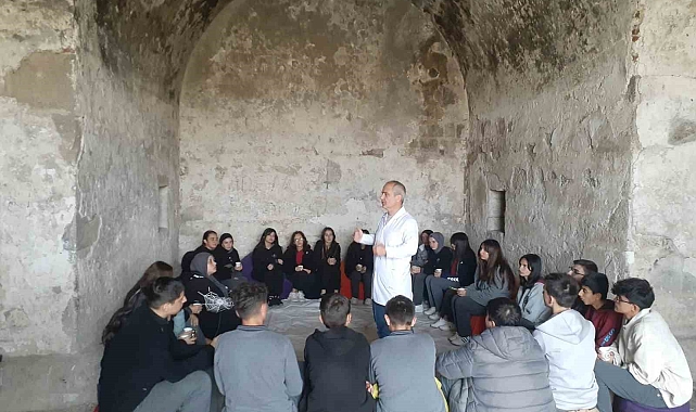 Tabyada tarih dersi